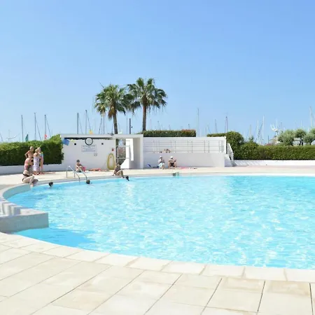 Apartment Climatise, Piscine, Parking, Animaux Admis, 350m - Fr-1-250-62