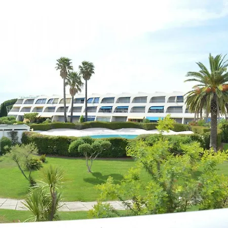 Climatise, Piscine, Parking, Animaux Admis, 350m - Fr-1-250-62 * Le Grau-du-Roi