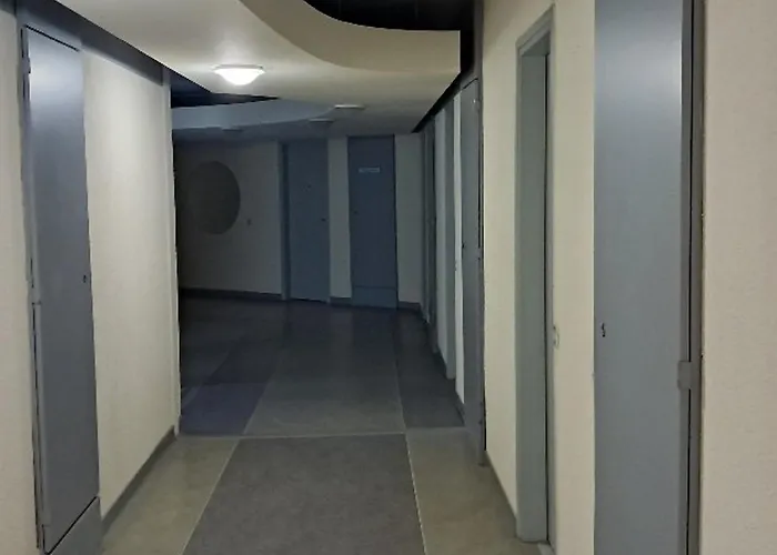 Climatise, Piscine, Parking, Animaux Admis, 350m - Fr-1-250-62 Appartamento Le Grau-du-Roi